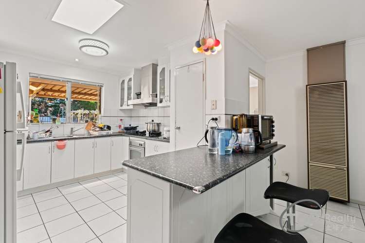 Sixth view of Homely house listing, 11 Janter Close, Willetton WA 6155
