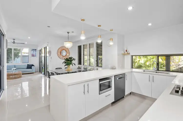 Second view of Homely house listing, Unit 2/139 Mudjimba Beach Rd, Mudjimba QLD 4564
