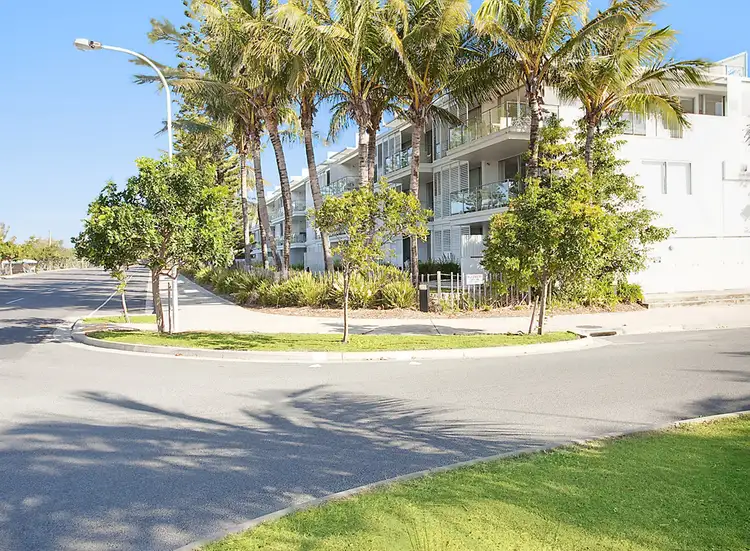 Main view of Homely unit listing, Unit 107/1 Rainbow Beach Rd, Rainbow Beach QLD 4581