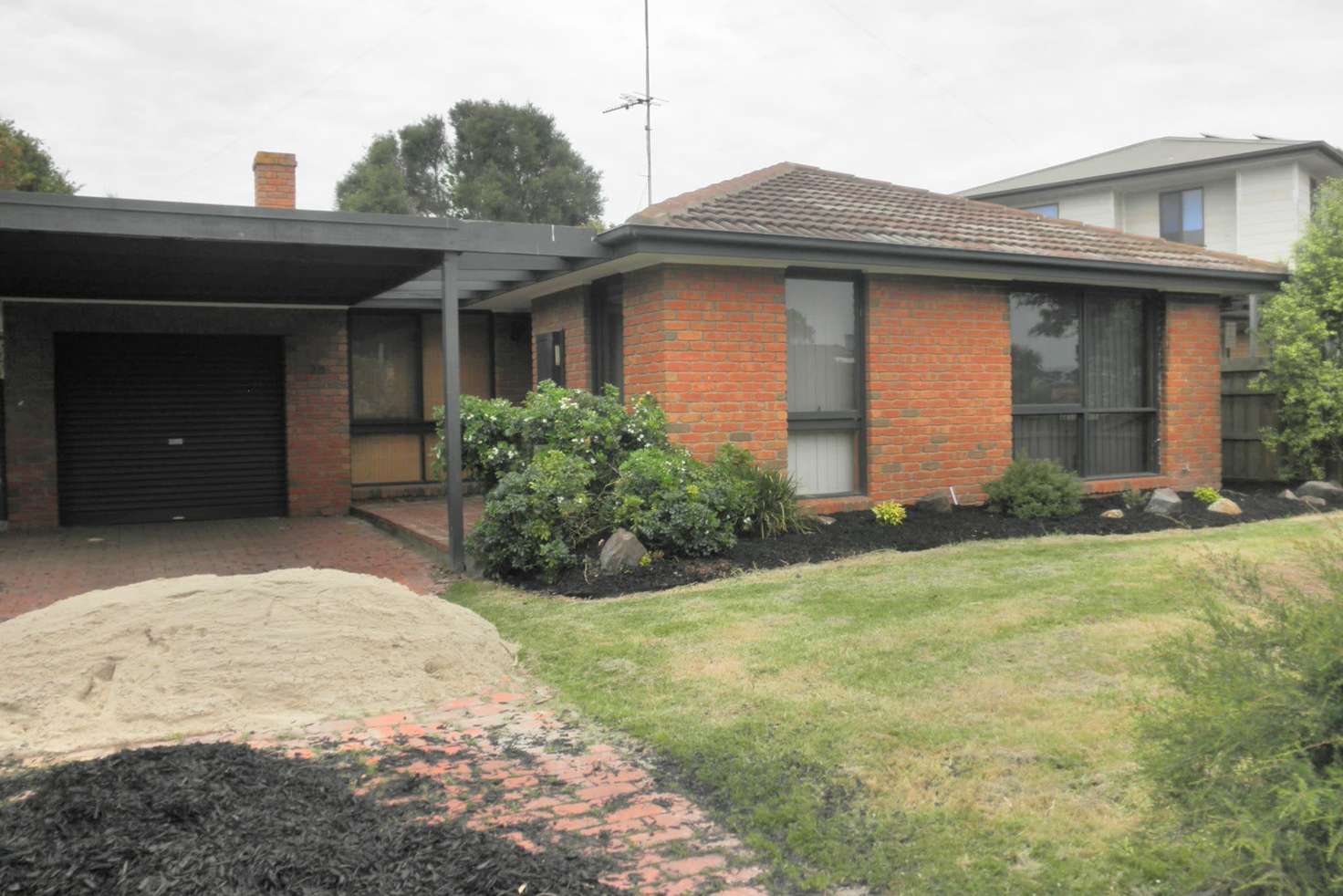 Main view of Homely house listing, 39 Meadow Park Way, Traralgon VIC 3844