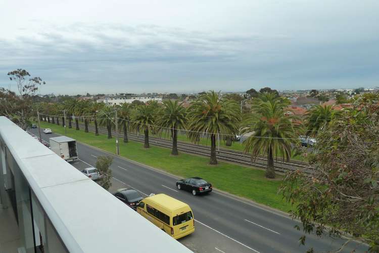 Fifth view of Homely apartment listing, 202/1046 Mt Alexander Road, Essendon VIC 3040