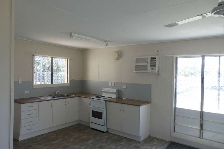 Main view of Homely unit listing, 2/36 Taurus Street, Blackwater QLD 4717