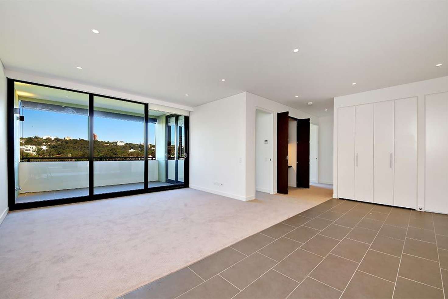 Main view of Homely unit listing, 405/2 Neild Avenue, Rushcutters Bay NSW 2011