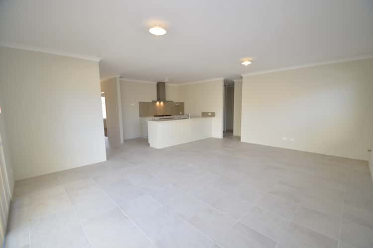 Third view of Homely villa listing, 2/203 William St, Beckenham WA 6107