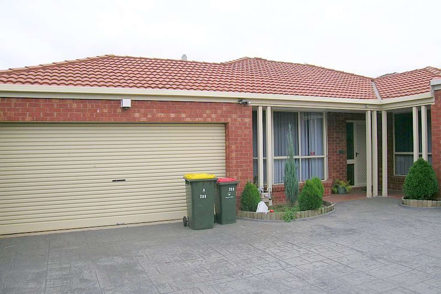 Main view of Homely unit listing, 2/289 Milleara Road, Avondale Heights VIC 3034