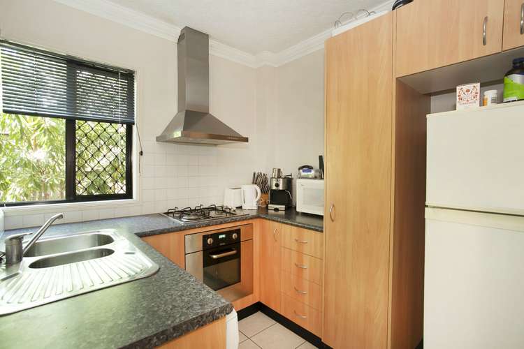 Third view of Homely apartment listing, 4/327 Boundary Street, Spring Hill QLD 4000