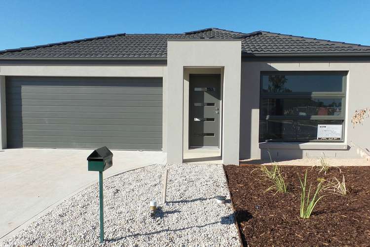 Main view of Homely house listing, 19 Lam Way, Brookfield VIC 3338