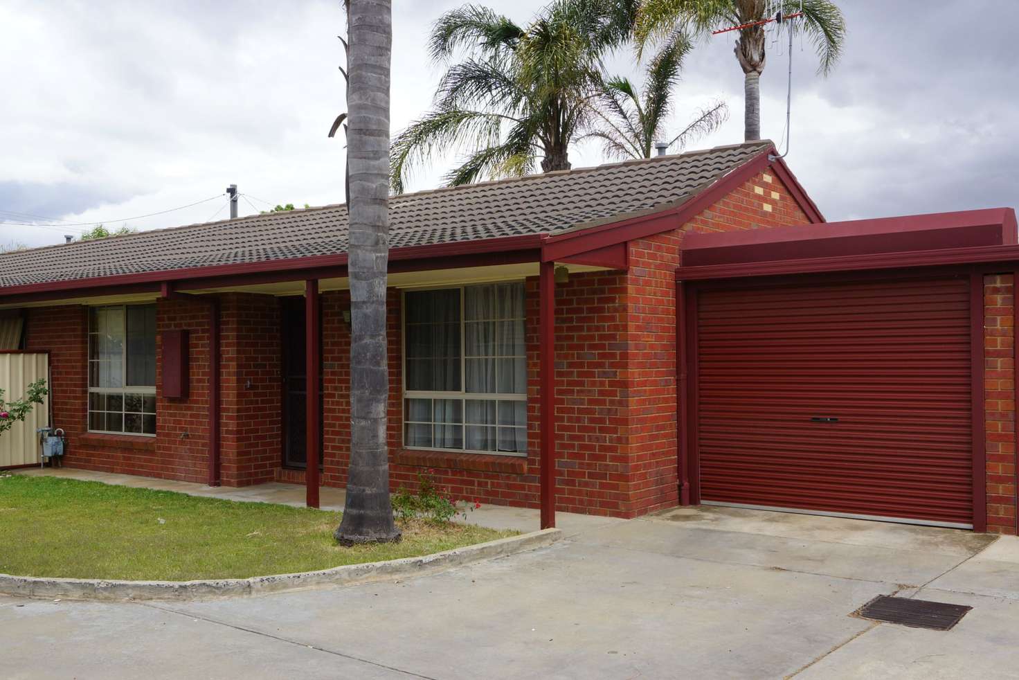 Main view of Homely unit listing, 2/26 Maude Street, Shepparton VIC 3630