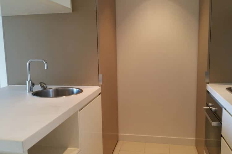 Fifth view of Homely apartment listing, 33 Mackenzie Street, Melbourne VIC 3000