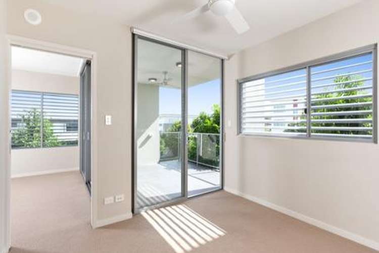 Third view of Homely unit listing, 16/18 Riverbend Pl, Bulimba QLD 4171