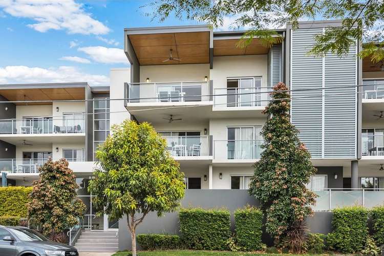 Main view of Homely apartment listing, 7/2 Barramul St, Bulimba QLD 4171