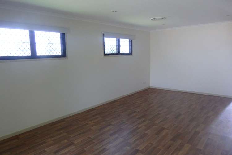 Fourth view of Homely semiDetached listing, B/1 Gidyea St, Blackwater QLD 4717