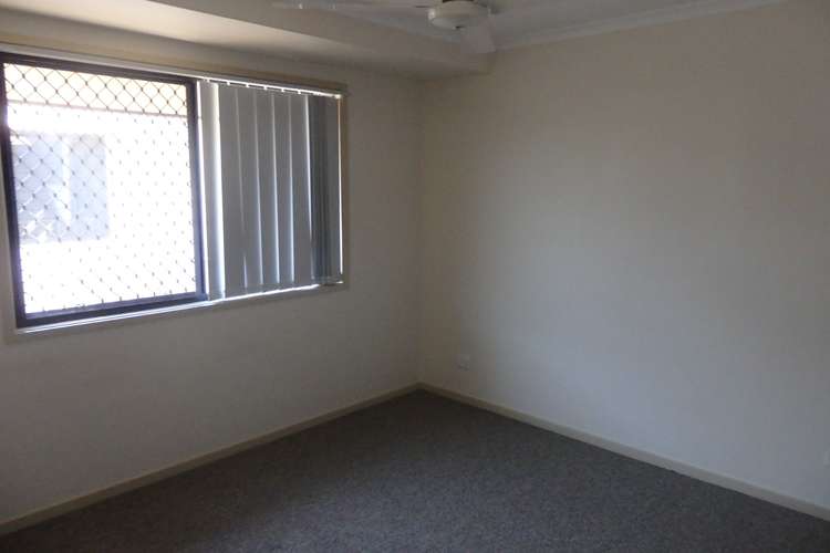 Fifth view of Homely semiDetached listing, B/1 Gidyea St, Blackwater QLD 4717