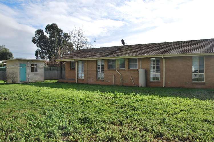 Fifth view of Homely house listing, 3 Isabella Court, Cobram VIC 3644