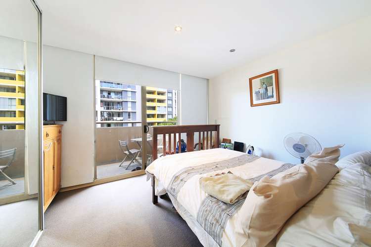 Fifth view of Homely apartment listing, 15/109-123 O'Riordan St, Mascot NSW 2020