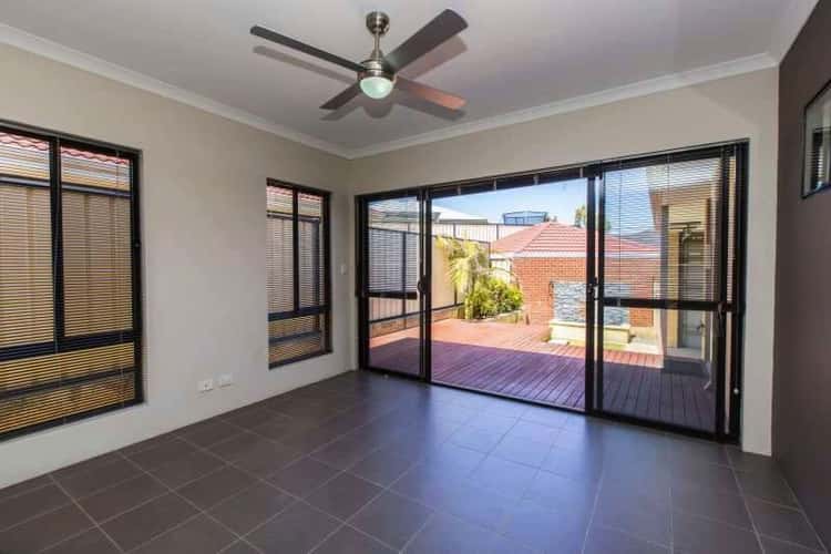 Fourth view of Homely house listing, 5 Haymount Way, Clarkson WA 6030