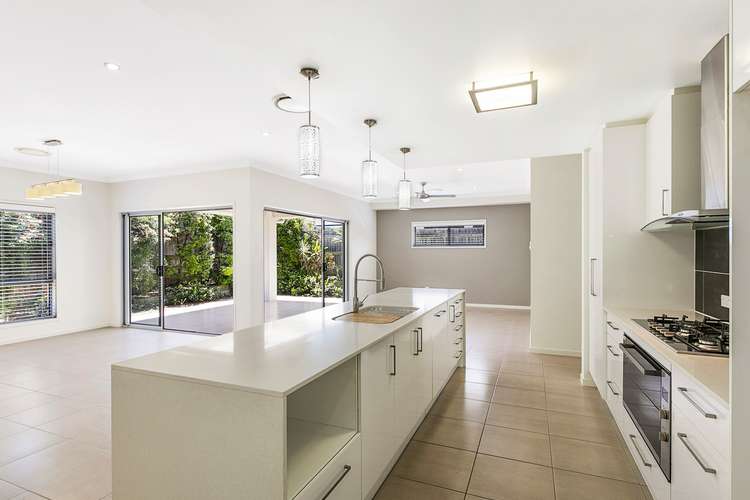 Third view of Homely house listing, 4 Francene Pl, Birkdale QLD 4159