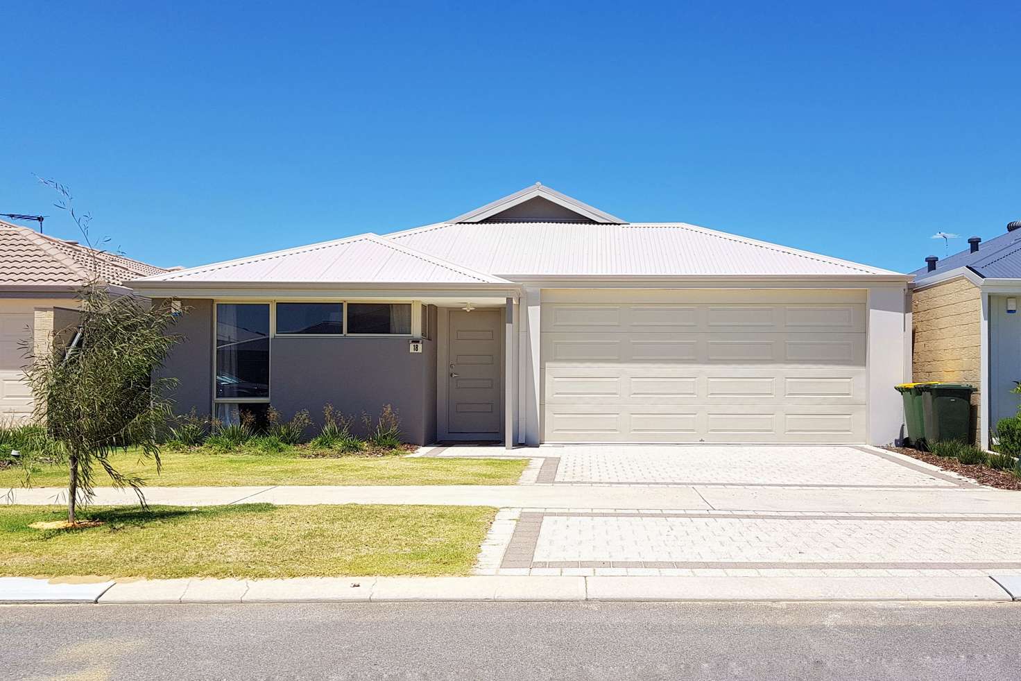 Main view of Homely house listing, 18 Claymore Place, Piara Waters WA 6112