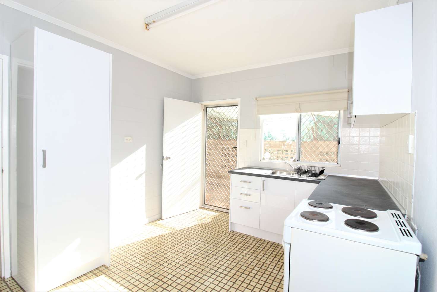 Main view of Homely unit listing, 2/5 Rebecca Street, Mount Isa QLD 4825