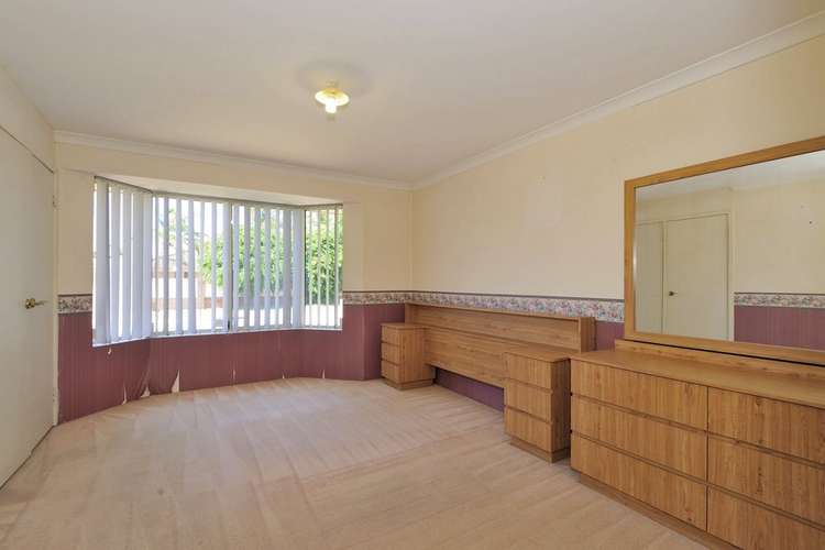 Fourth view of Homely house listing, 28 Borah Ct, Caversham WA 6055