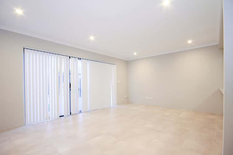 Fourth view of Homely townhouse listing, 332 Egerton Dr, Aveley WA 6069