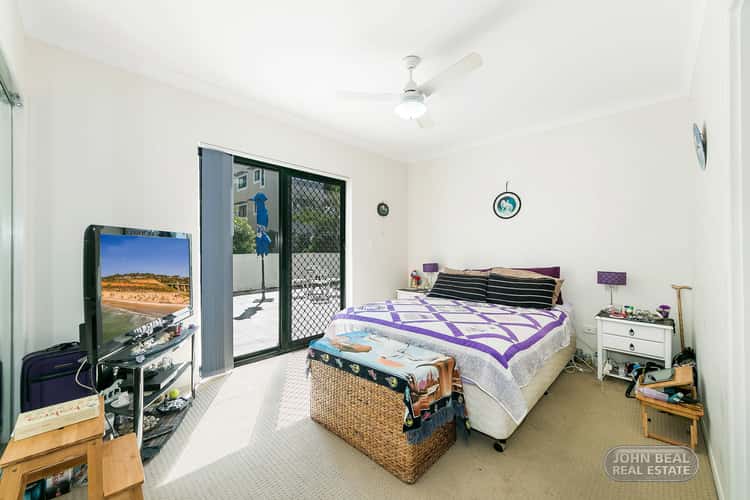 Sixth view of Homely unit listing, 2/152 Mein St, Scarborough QLD 4020