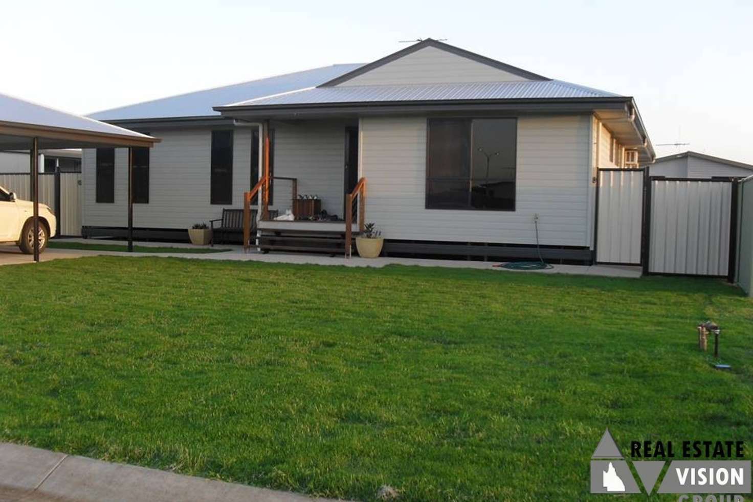 Main view of Homely house listing, 8 Cardinal Ct, Blackwater QLD 4717