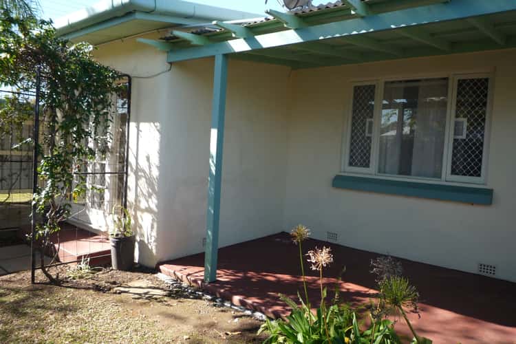 Main view of Homely unit listing, 76 Laura Street, Clontarf QLD 4019