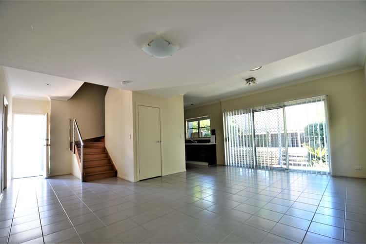 Second view of Homely unit listing, 4/28 Smallman St, Bulimba QLD 4171