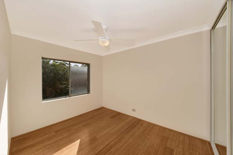 Fifth view of Homely apartment listing, 2/17-19 Grasmere Road, Cremorne NSW 2090
