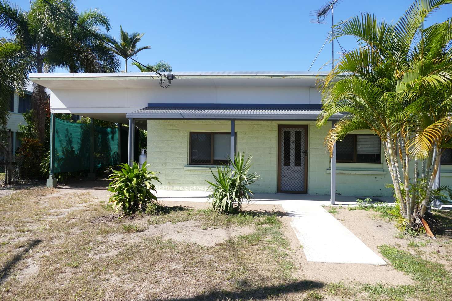 Main view of Homely unit listing, Unit 2/5 Brasenose St, Cardwell QLD 4849