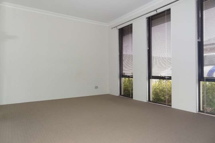 Second view of Homely villa listing, 4/5 Titian Way, Tapping WA 6065