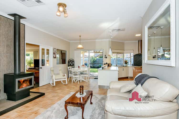 Fifth view of Homely house listing, 8 Braidwood Drive, Australind WA 6233