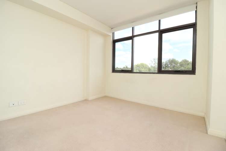 Fourth view of Homely apartment listing, Unit 412/27 Hill Rd, Wentworth Point NSW 2127