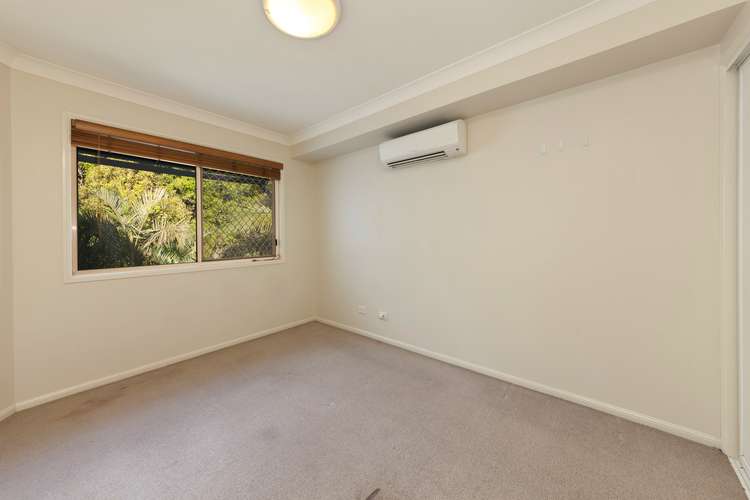 Third view of Homely townhouse listing, Unit 6/162-164 Fairfield Rd, Fairfield QLD 4103