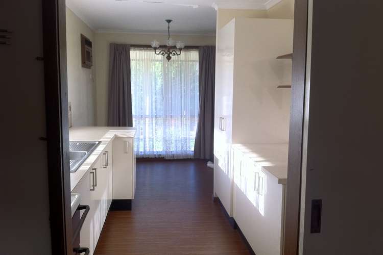 Second view of Homely unit listing, Unit 4/410 Mclennan St, West Albury NSW 2640