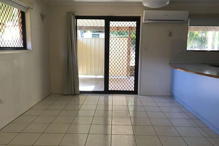 Fifth view of Homely house listing, 10 Alexandra Cl, Clinton QLD 4680