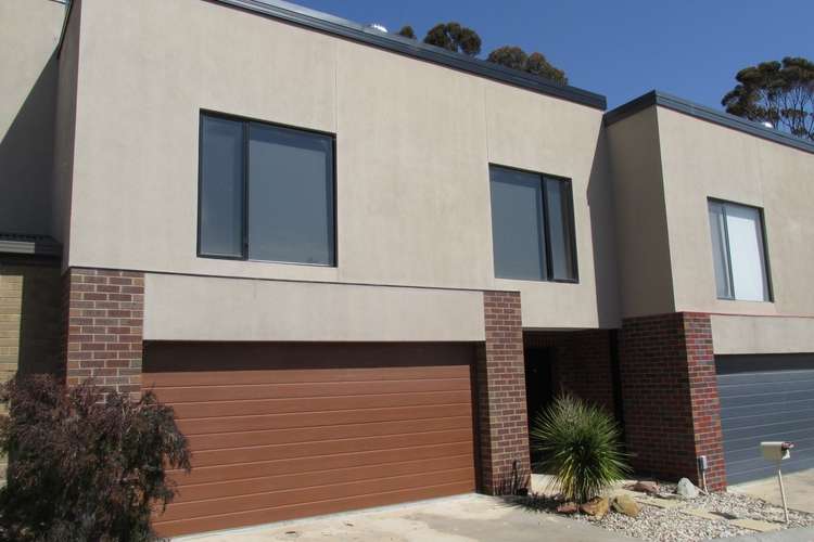 Main view of Homely townhouse listing, 3/4 Dellbridge Street, Golden Square VIC 3555