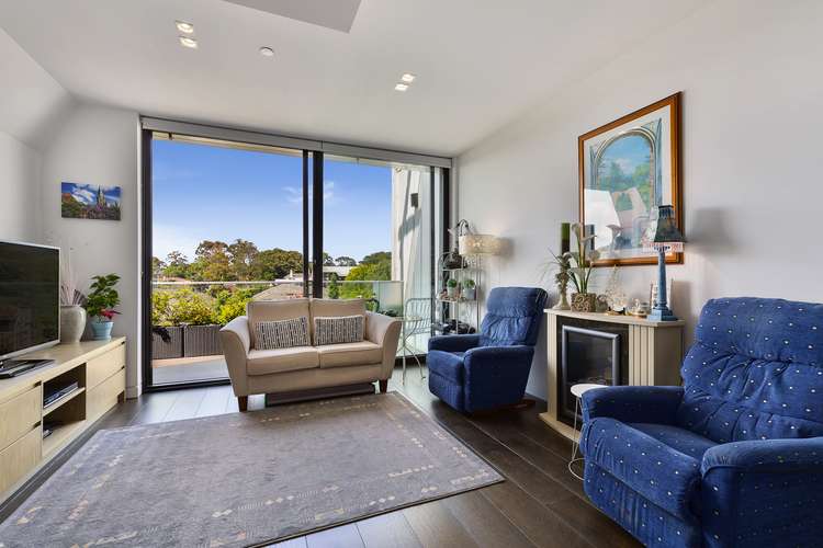 Second view of Homely apartment listing, 205/186 Bay St, Brighton VIC 3186