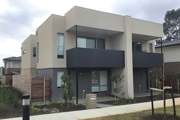 Main view of Homely townhouse listing, 13 Heffernan Walk, Heidelberg Heights VIC 3081