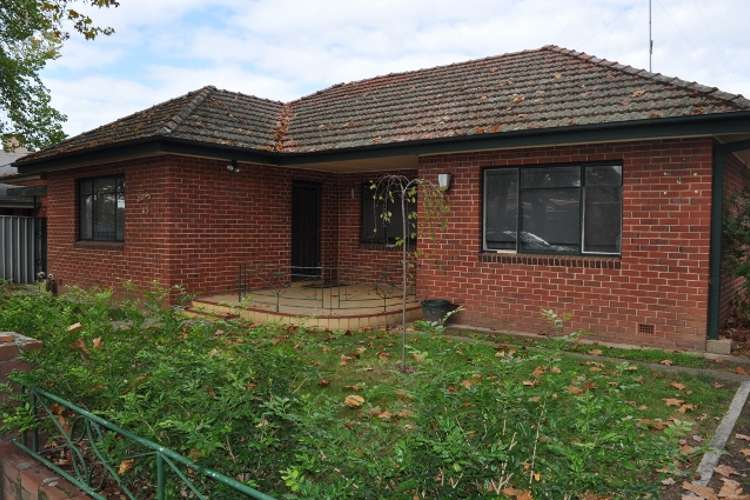 Main view of Homely townhouse listing, 615 Stanley St, Albury NSW 2640