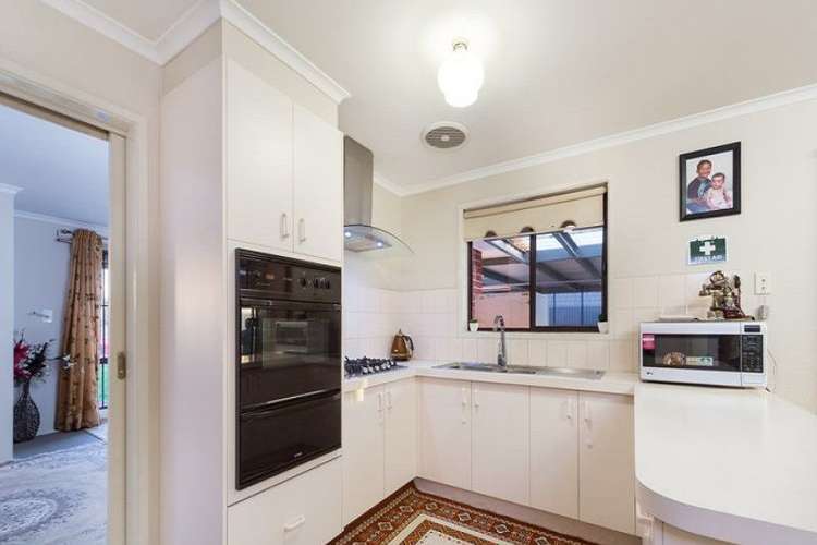 Fifth view of Homely house listing, 7 Medinah Rise, Hampton Park VIC 3976