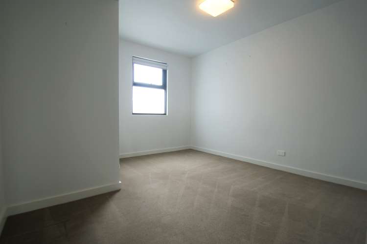 Fourth view of Homely apartment listing, Unit 211/449 Hawthorn Rd, Caulfield South VIC 3162