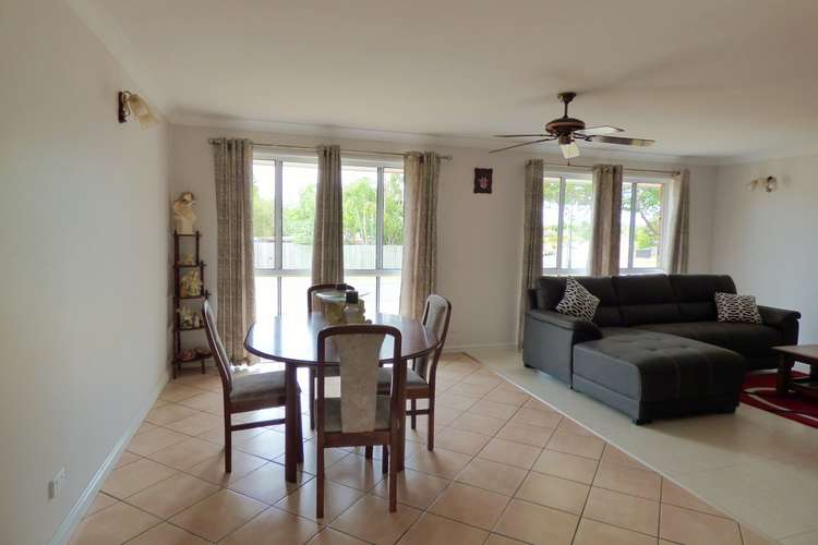 Fifth view of Homely house listing, 2 Nancy Ct, Deception Bay QLD 4508