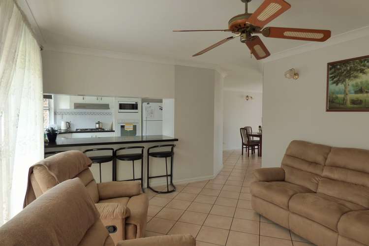 Seventh view of Homely house listing, 2 Nancy Ct, Deception Bay QLD 4508