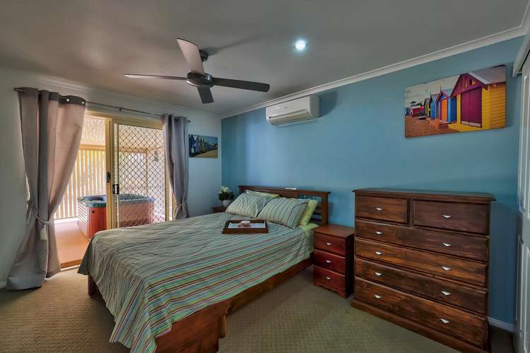 Fourth view of Homely house listing, 8 Earls Ct, Point Vernon QLD 4655