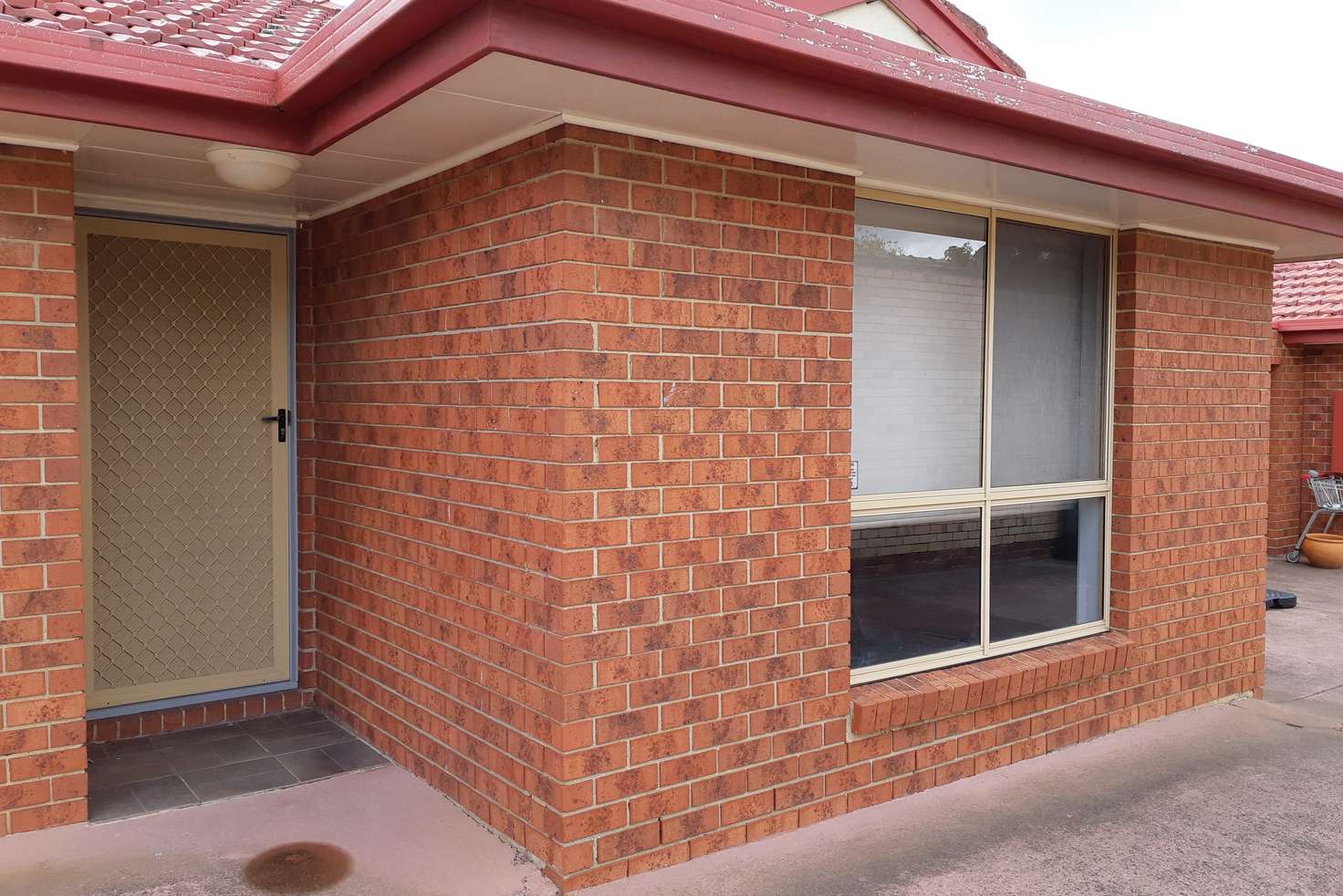 Main view of Homely unit listing, 1/55 Riverside Ave, Avondale Heights VIC 3034