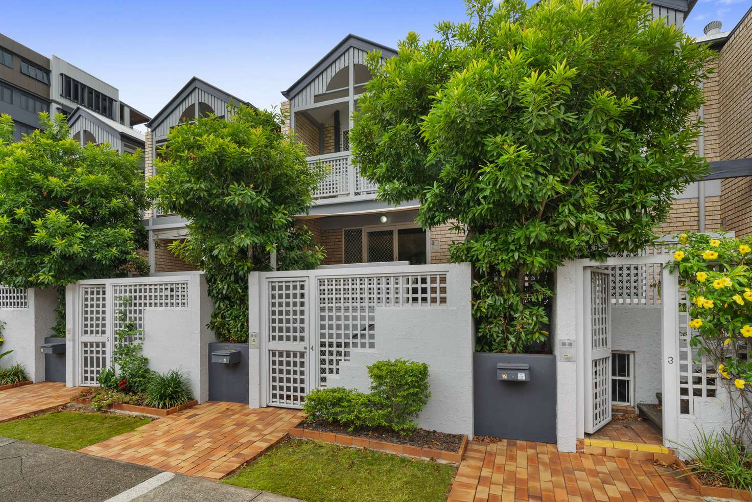 Main view of Homely townhouse listing, 4/32 Jephson St, Toowong QLD 4066