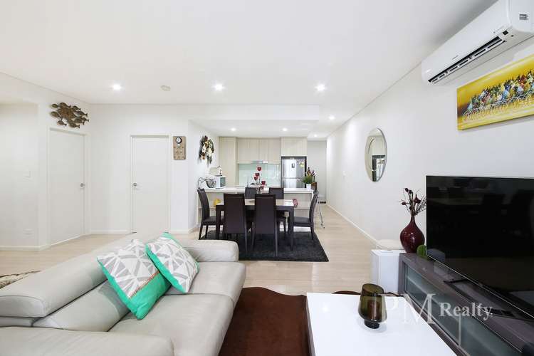 Second view of Homely apartment listing, 18/90-92 Bay St, Botany NSW 2019