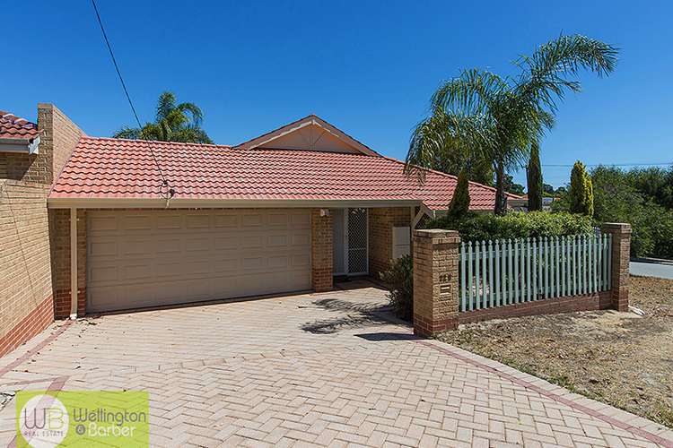 22B Reen St, St James WA 6102